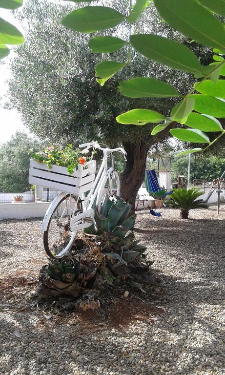 הוילה אוסטוני Borgo Degli Artisti מראה חיצוני תמונה